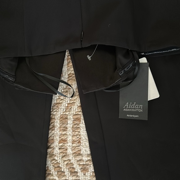 Aidan Mattox Black Jumpsuit with Flowing Silhouette - Picture 4 of 7